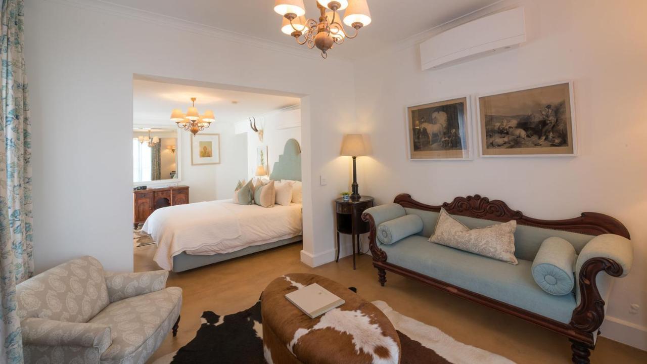 Drostdy Hotel Храфф-Рейнет Экстерьер фото A suite at the Cape Heritage