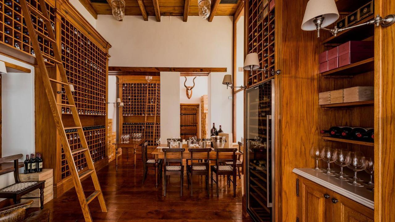 Drostdy Hotel Храфф-Рейнет Экстерьер фото Wine cellar